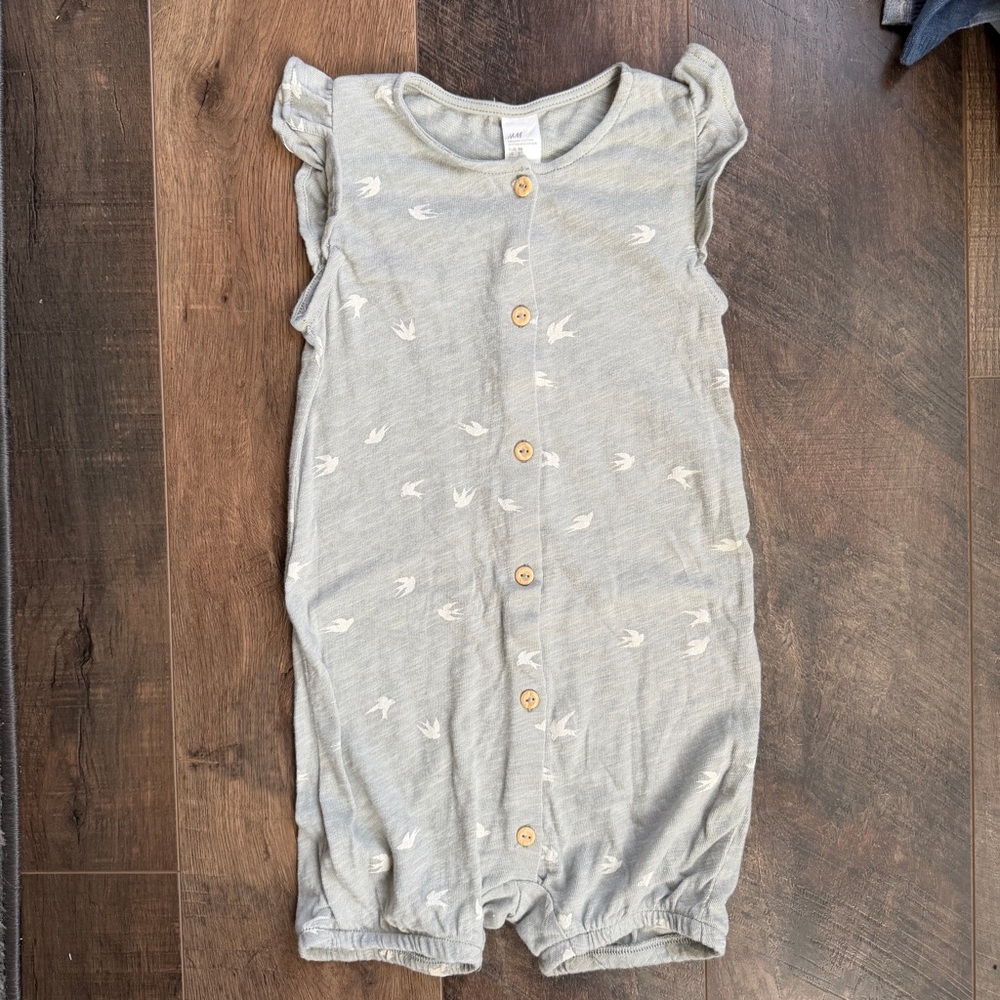 H&M NWOT Sage & White Bird-Print Romper